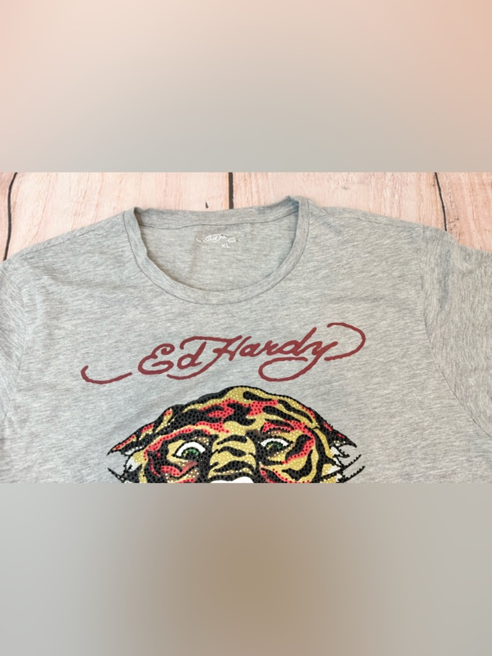 Ed Hardy Tiger Graphic Mens Size XL T-shirt Rhinestone Tattoo Art Gray Y2K - Picture 6 of 6